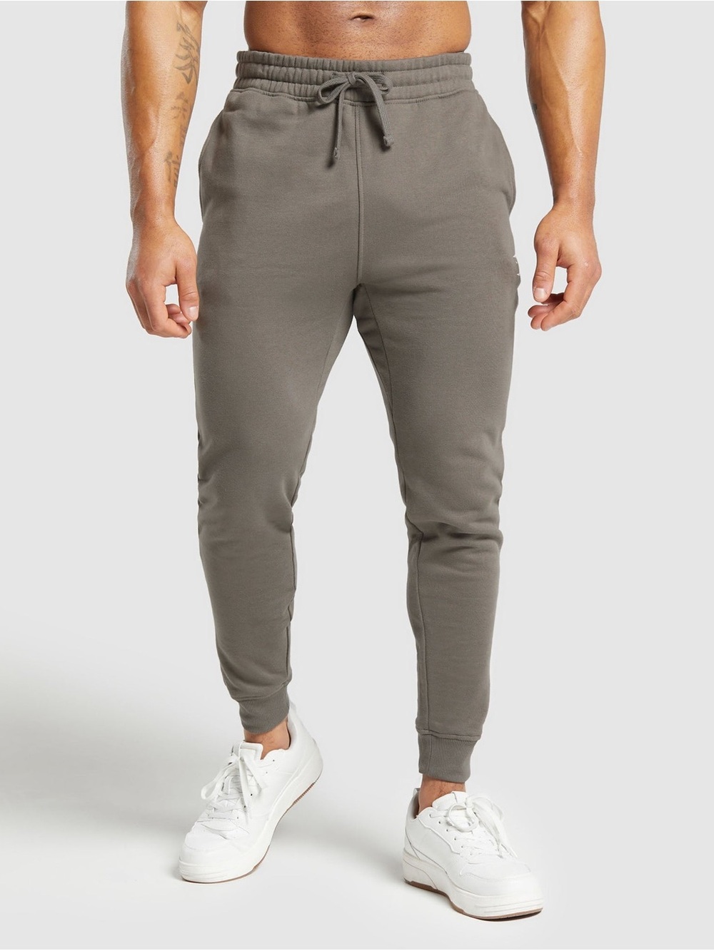 Gymshark Men's Gray Crest Slim Jogger Pants